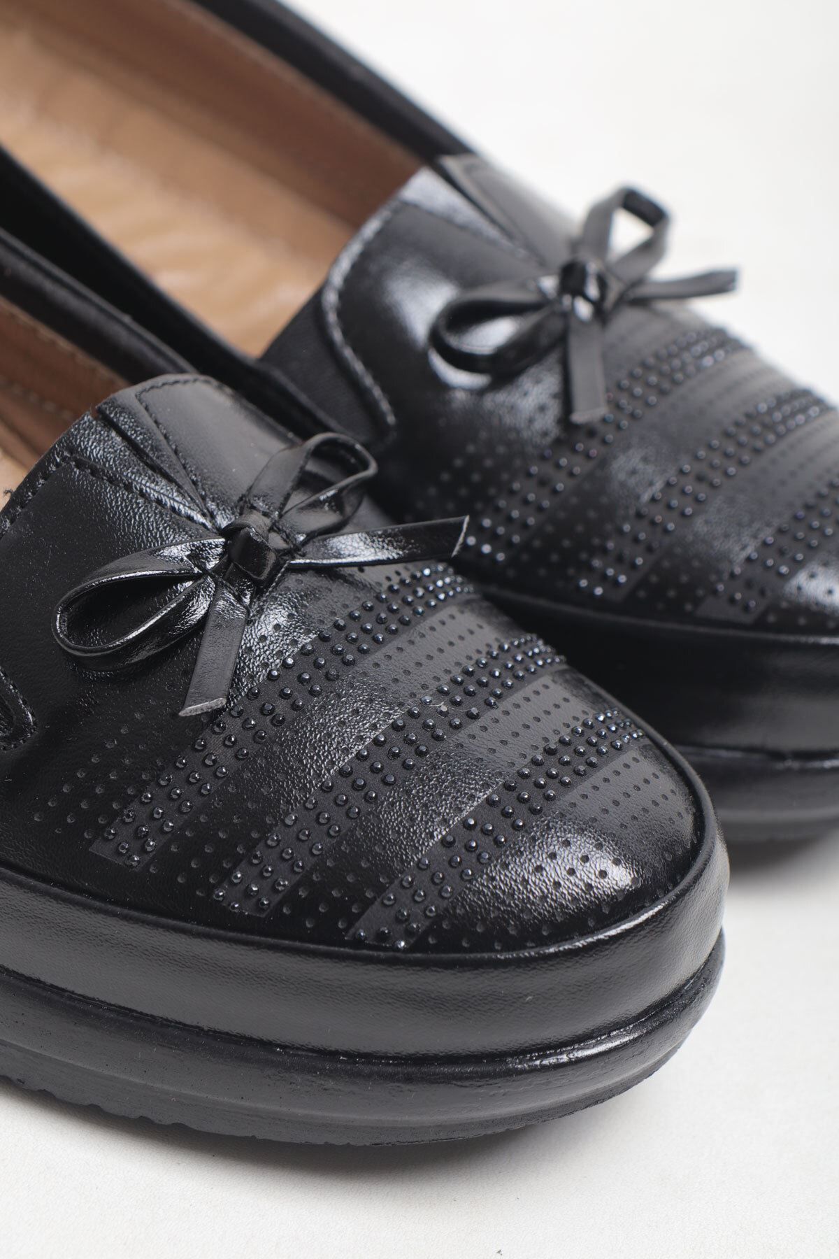 İçi Deri Rahat Anne Ayakkabısı – Siyah Comfort Günlük Ortopedik Loafer Model