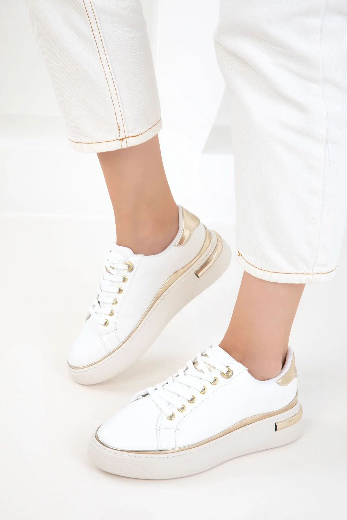 Beyaz Siyah Gold Yumuşak Kadın Günlük Casual Sneaker
