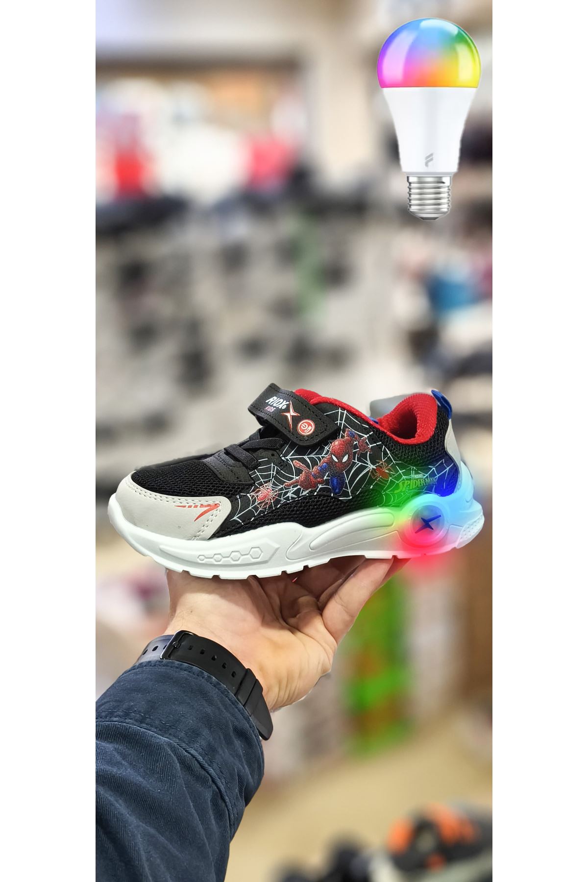 Spider Man Işıklı Unisex Çocuk Spor Ayakkabı ( ÖRÜMCEK ADAM )