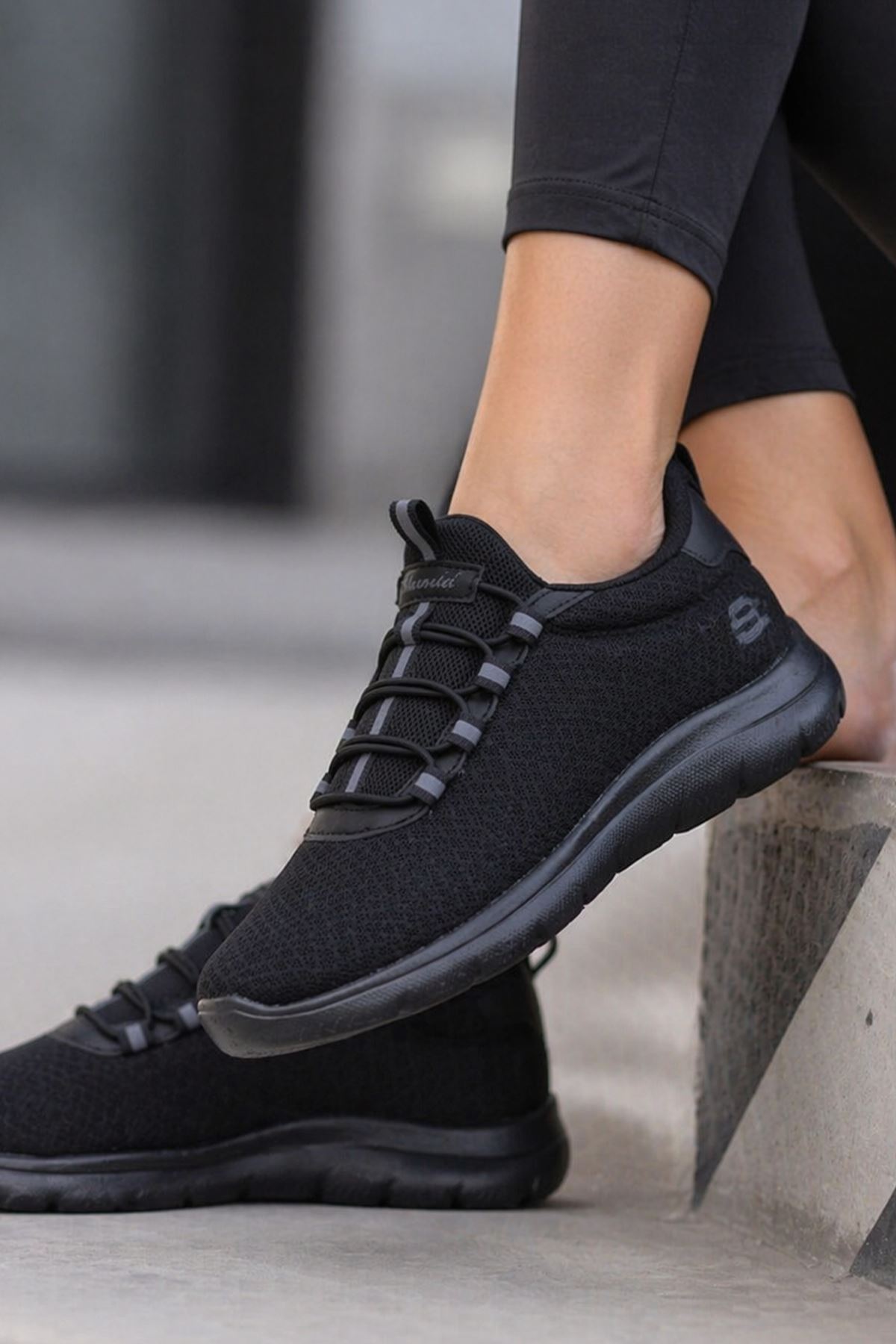 Kadın Bağcıksız Sneaker Siyah Hafif Rahat Günlük Spor Ayakkabı Siyah