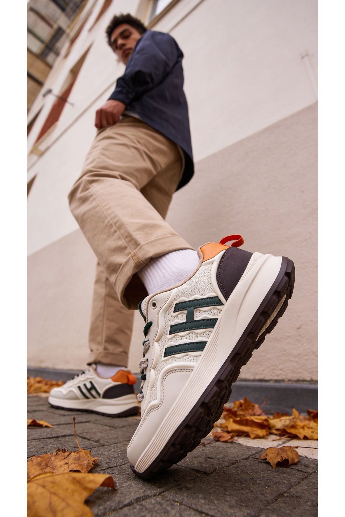 Erkek Krem Sneaker Yeni Sezon Trend Renk Kalın Tabanlı Bağcıklı Spor Ayakkabı