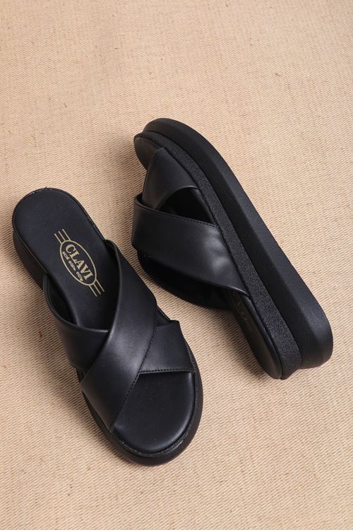 Alçak 4 Cm Dolgu Topuk Çapraz Kalın Bant Fashion Terlik